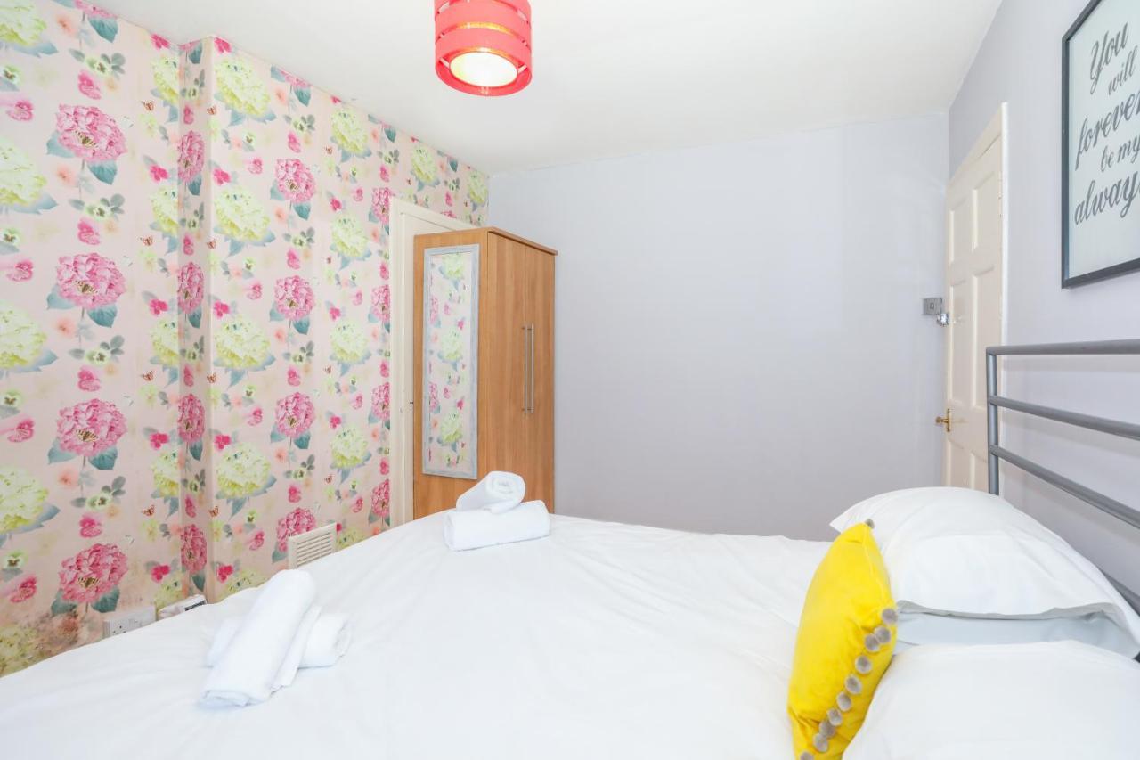 Beautiful 4 Bedroom Cottage - Ideal Location - Free Parking Единбург Екстер'єр фото
