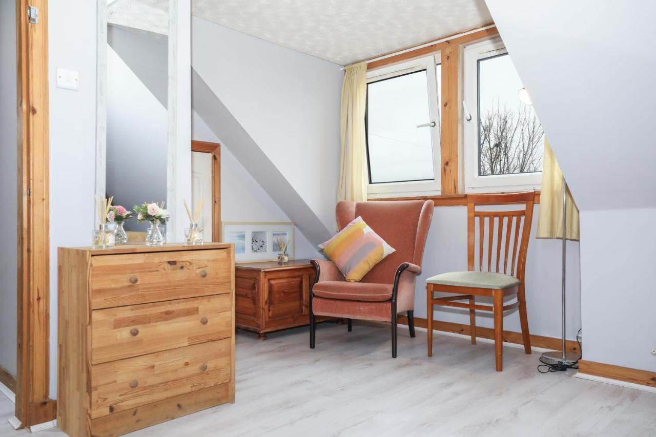 Beautiful 4 Bedroom Cottage - Ideal Location - Free Parking Единбург Екстер'єр фото