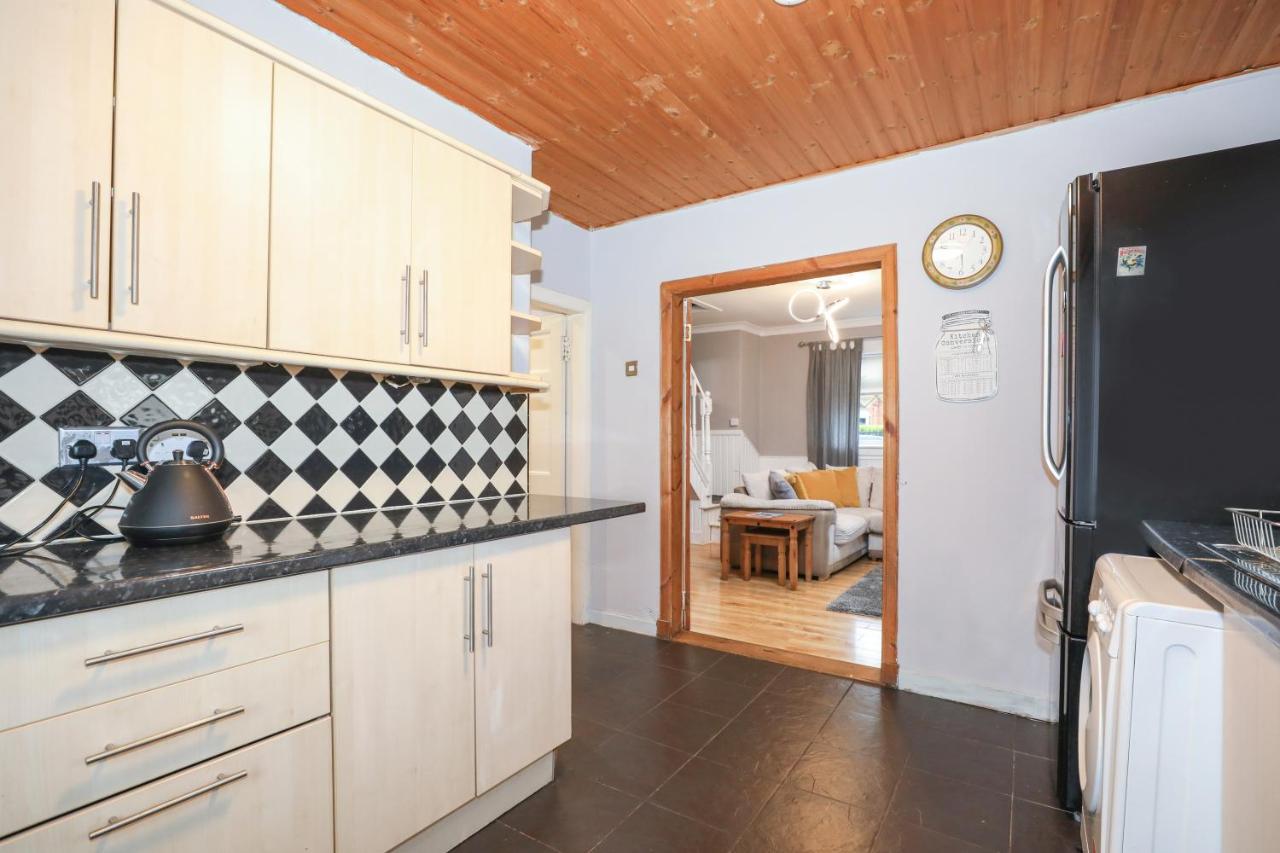 Beautiful 4 Bedroom Cottage - Ideal Location - Free Parking Единбург Екстер'єр фото